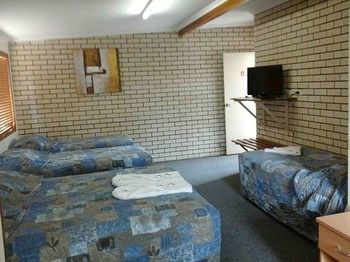 Emerald Tower Motor Inn Kültér fotó