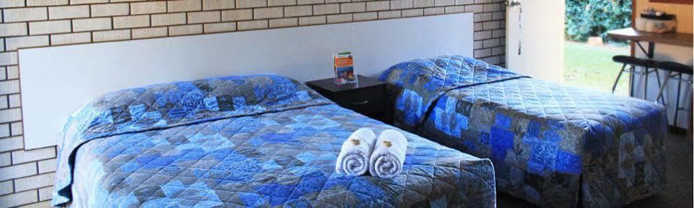 Emerald Tower Motor Inn Kültér fotó